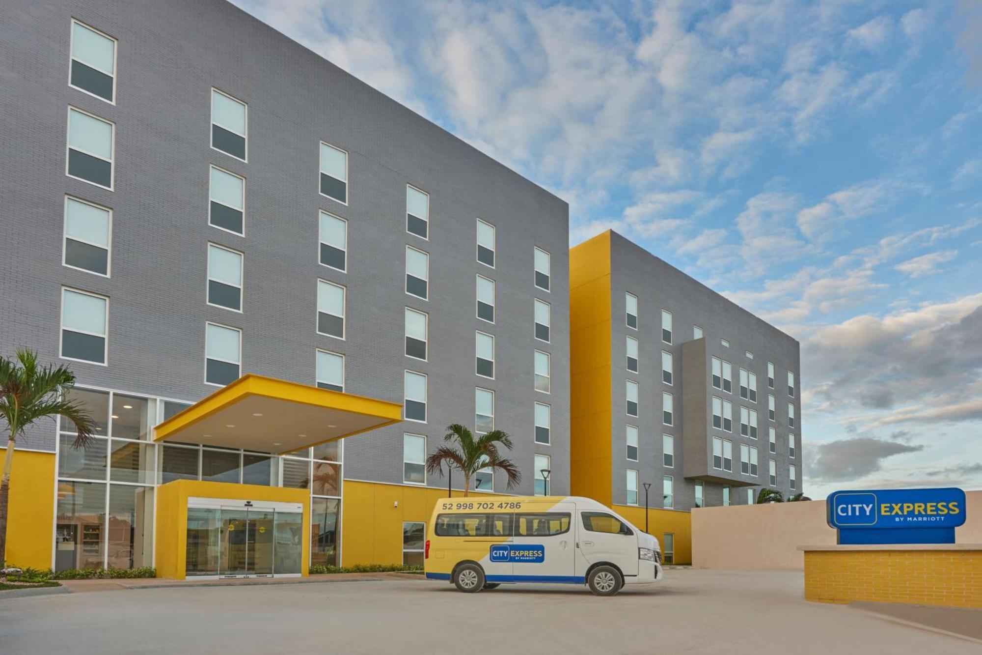 City Express By Marriott Cancun Aeropuerto Alfredo V. Bonfil Екстер'єр фото